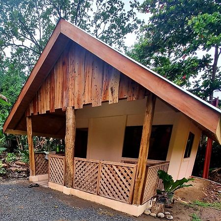 Ballena Oasis Homes & Glamping 우비타 외부 사진