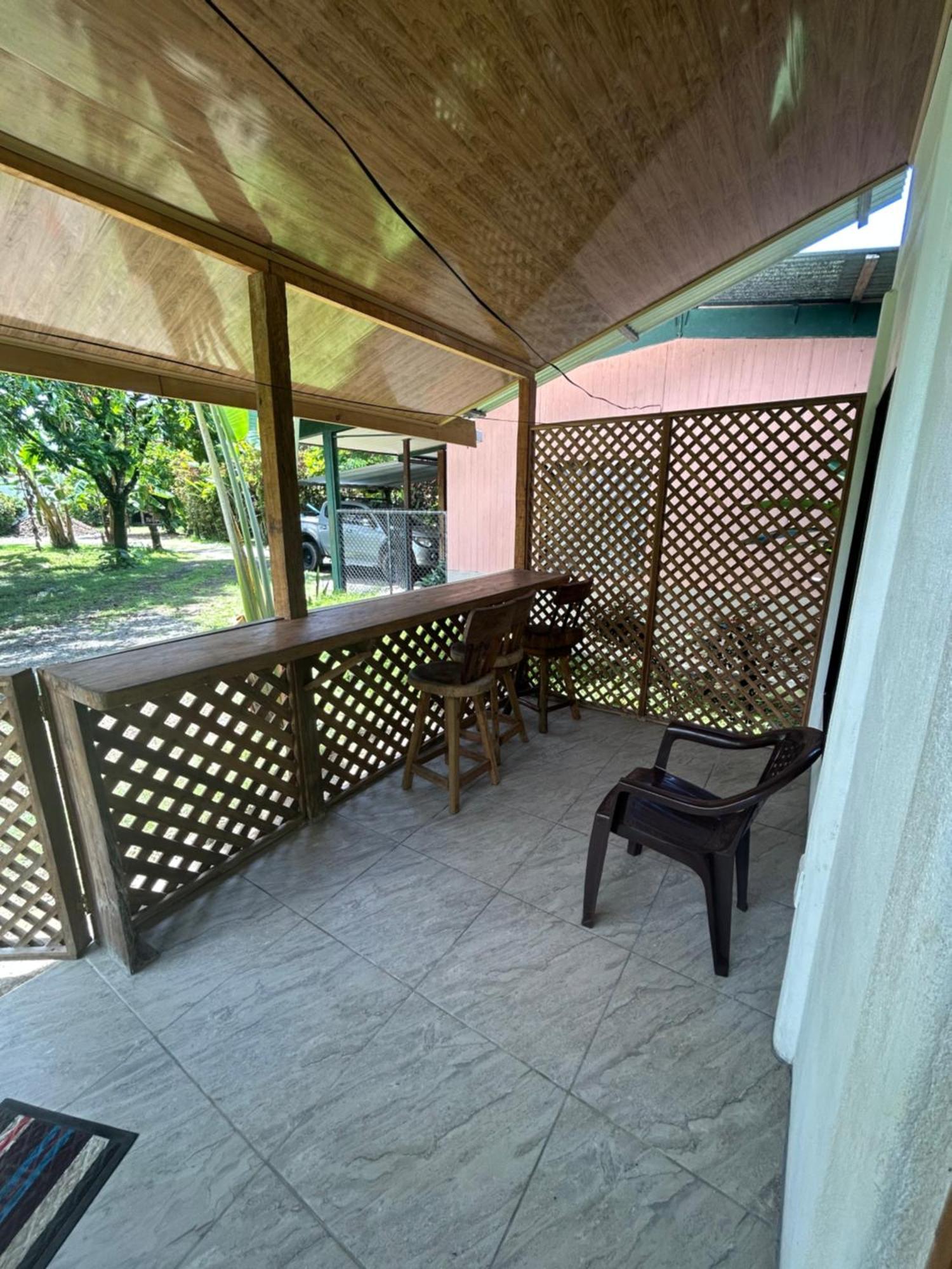 Ballena Oasis Homes & Glamping 우비타 외부 사진