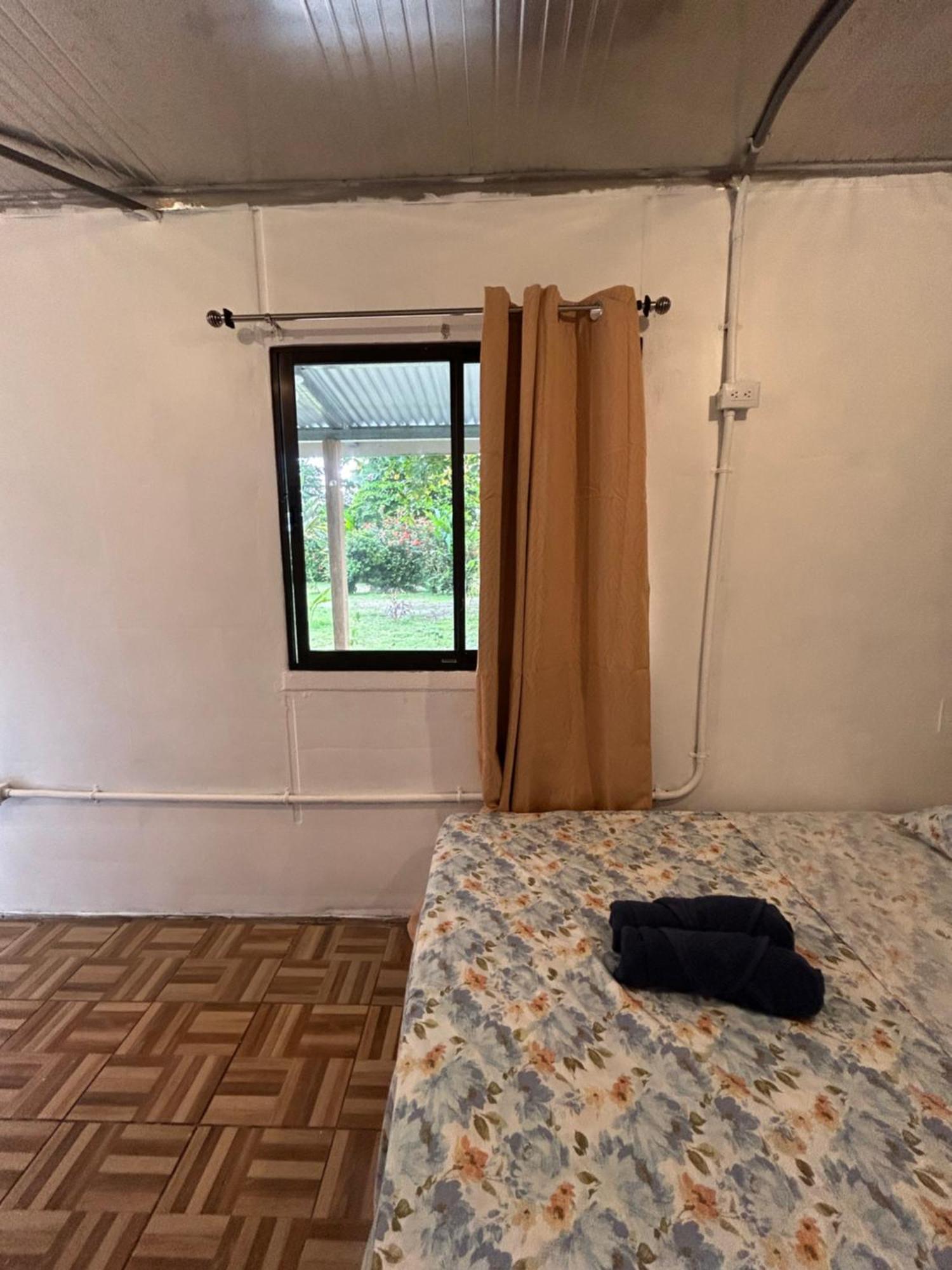 Ballena Oasis Homes & Glamping 우비타 외부 사진