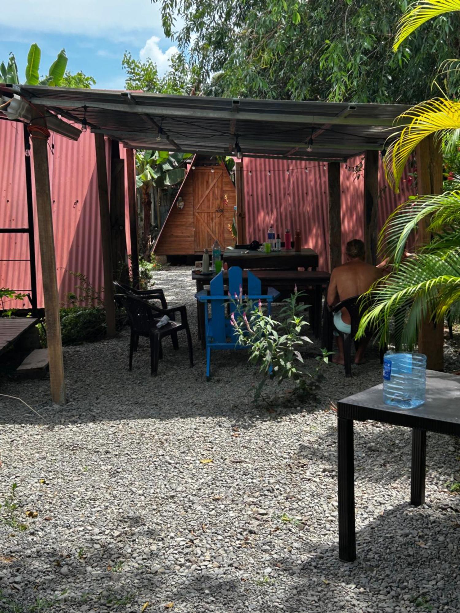 Ballena Oasis Homes & Glamping 우비타 외부 사진